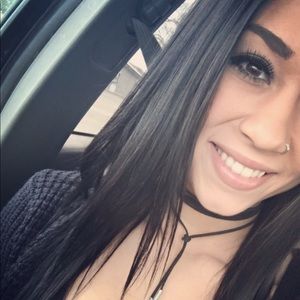 Meet your Posher, Haila